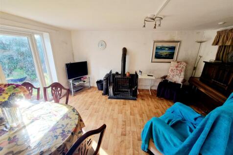 Sitting room.jpg