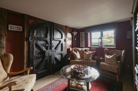 313864 - Bull Hill Cottage, Hawstead-6.jpg