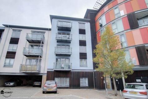 Quayside Drive front