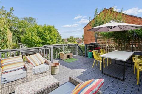 Rear Decking