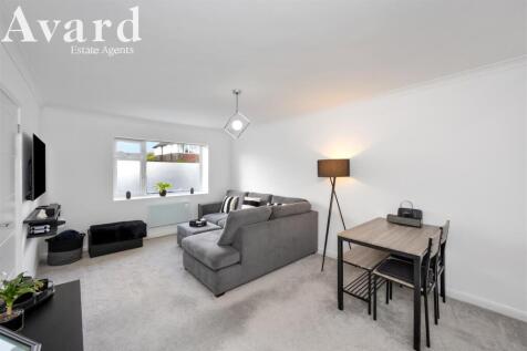 Bruce Avenue, Eleanor Court, 5-002.jpg