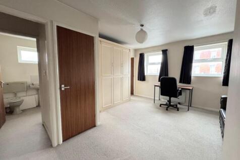 STUDIO AREA
