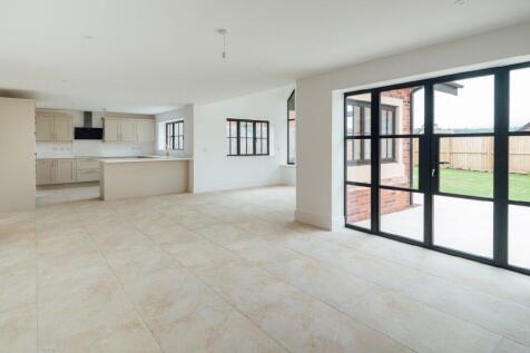 Living/Kitchen