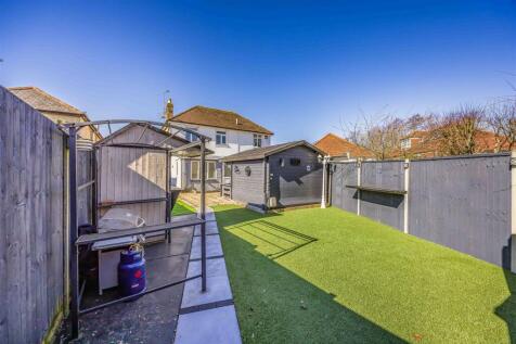 26 Queens Grove, Waterlooville-Small-PorticoMarket