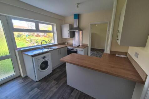 31 Gipsy Patch Lane kitchen.jpg
