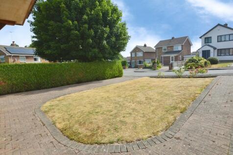 Front Driveway an...