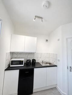 7, Williamson Avenue, Peterborough, Cambridgeshire, PE3 6BA photo 4