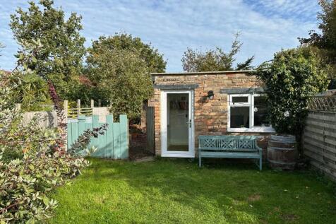 Close up office .jpg