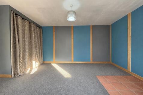 Studio Room
