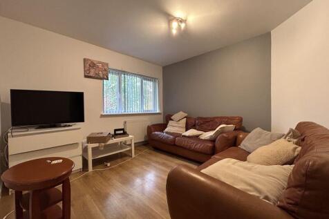Charnock Avenue, Nottingham photo 5