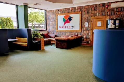 Serviced Office to rent Image 4