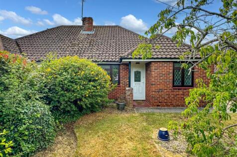 Littlehampton, BN17 - property photo
