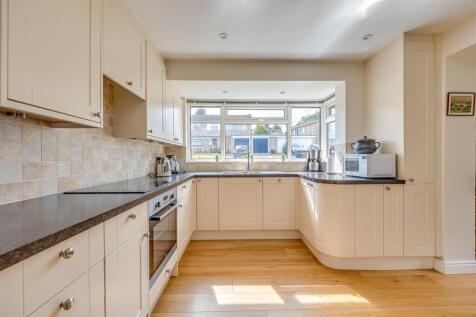 house-great-ellshams-banstead-117.jpg