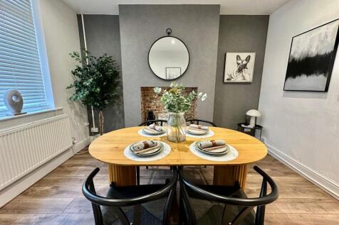 WhatsApp Image 2025-11-05 at 13.52.29_80a90dbd.jpg