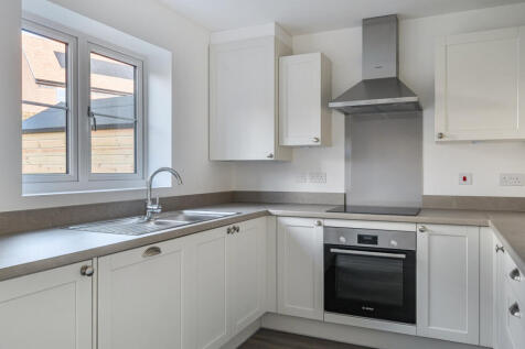 1388524-29-693983...