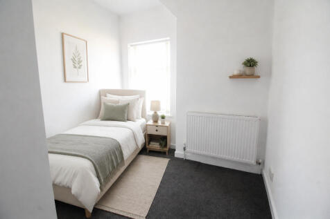 bedroom 2 single room complete