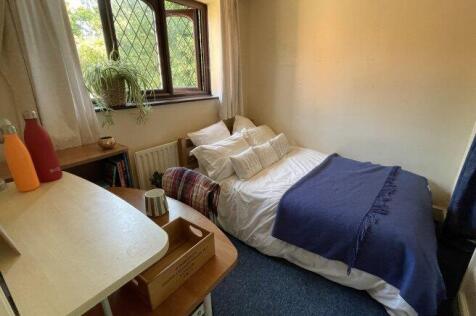 hunton-gardens-ct2-7tt-931722