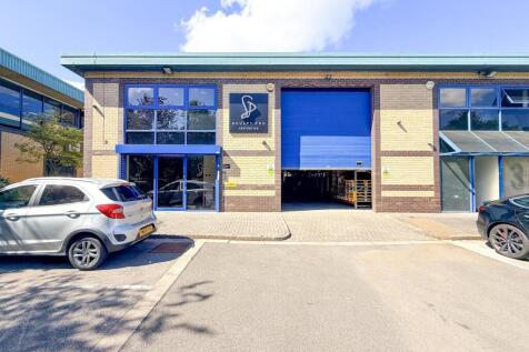 century park_industrial to let-19.jpg