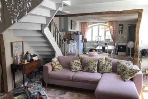 Property Image 1