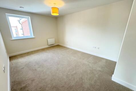 New Road, Tadley, RG26 photo 5
