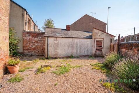 Rear / Parking / Outbuilding