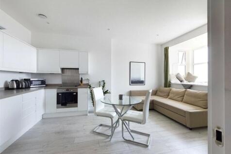 Kitchen/Reception