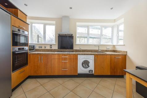 birchwood-house-4...