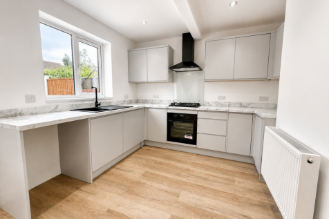Sandfield Road, Wordsley, Stourbridge, DY8 5UQ photo 3