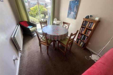 Staindrop Road, Newton Hall, Durham, DH1 photo 4