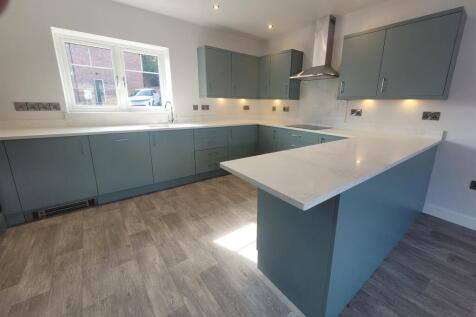 Breakfast Bar Primesave Photo .jpg