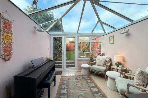 Sicklesmere Road, Bury St. Edmunds photo 4