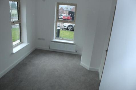 Cardwell Road, Seacroft, Leeds photo 4