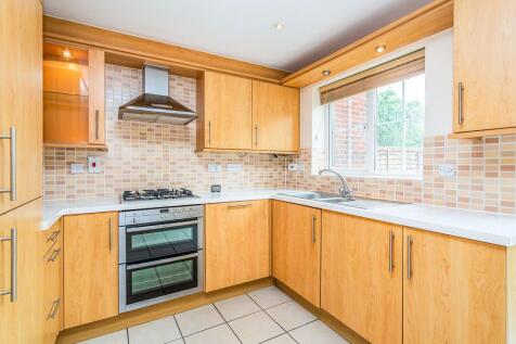 Benham Drive, Spencers Wood, Reading, RG7 photo 4