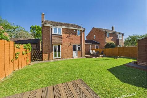 CAM02773G0-PR0297-STILL021