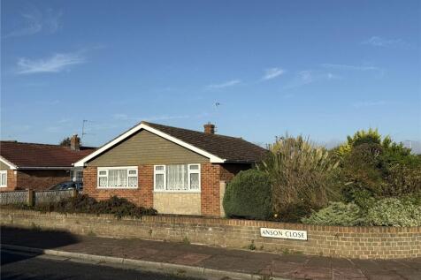 Eastbourne, BN23 - property photo