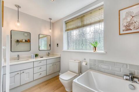 78 Orton Lane-bath1.jpg