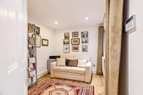 4 bed, 3 bath Apartment in Glasgow - Photo 21