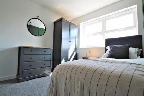 flat 1 room 8 single.JPG