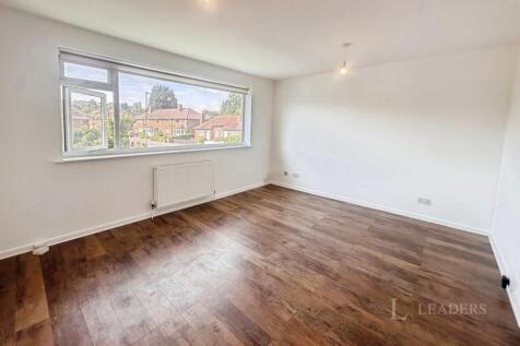Wolverton Road, Rednal, Birmingham, B45 photo 4