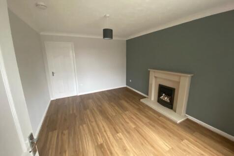 Nursery Drive, Bolsover, CHESTERFIELD, Derbyshire, S44 photo 4
