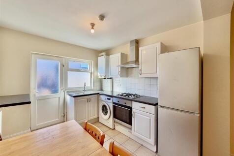 Open Plan Kitchen/ Diner