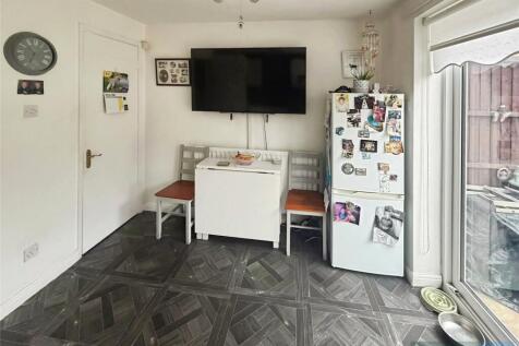 Hillerton Close, Liverpool, Merseyside, L12 photo 5