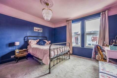 68 Chasewater Avenue, Portsmouth-Small-PorticoMark