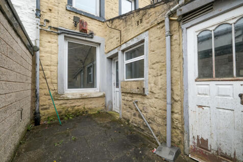 Rear Enclosed Yard