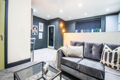 2 Woodville Mount LR
