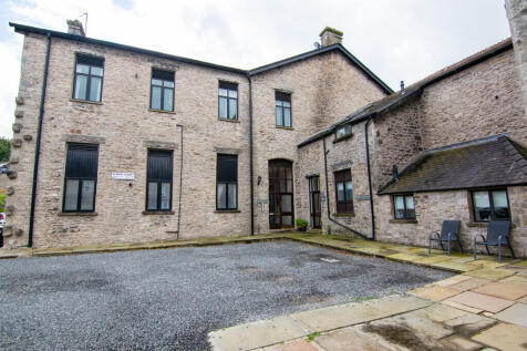6 Aynam Court edi...
