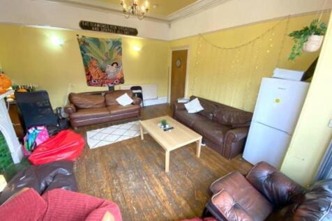 Regent Park Terrace, Leeds photo 5