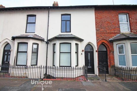 Fleetwood, FY7 - property photo