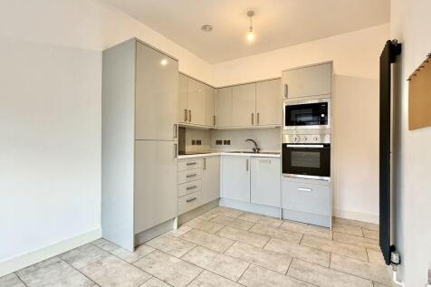 Kitchen/Dining Area