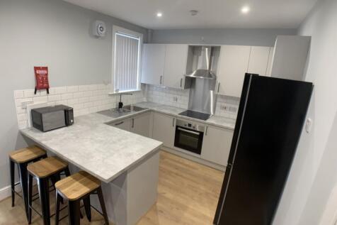 3 Bed - Avondale Road, Wavertree L15 photo 4